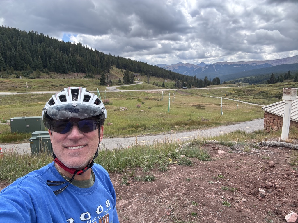 2025/08(August)/Colorado/[Originals]/1024x768_2025-08-28-Colorado-22-Travis-55th-Birthday-Ride.JPG